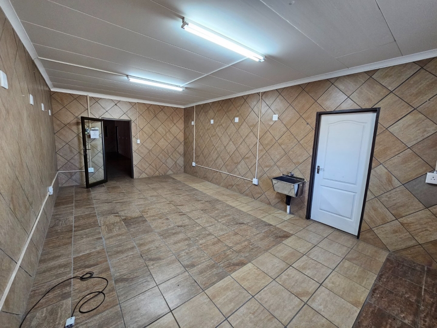 To Let commercial Property for Rent in Bethlehem Free State